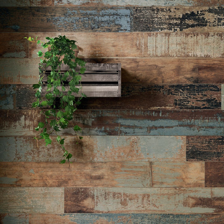Pavimento Rivestimento 15x120 effetto legno Navy colorart in ceramica e naturale, superficie e texture ravvicinata del gres