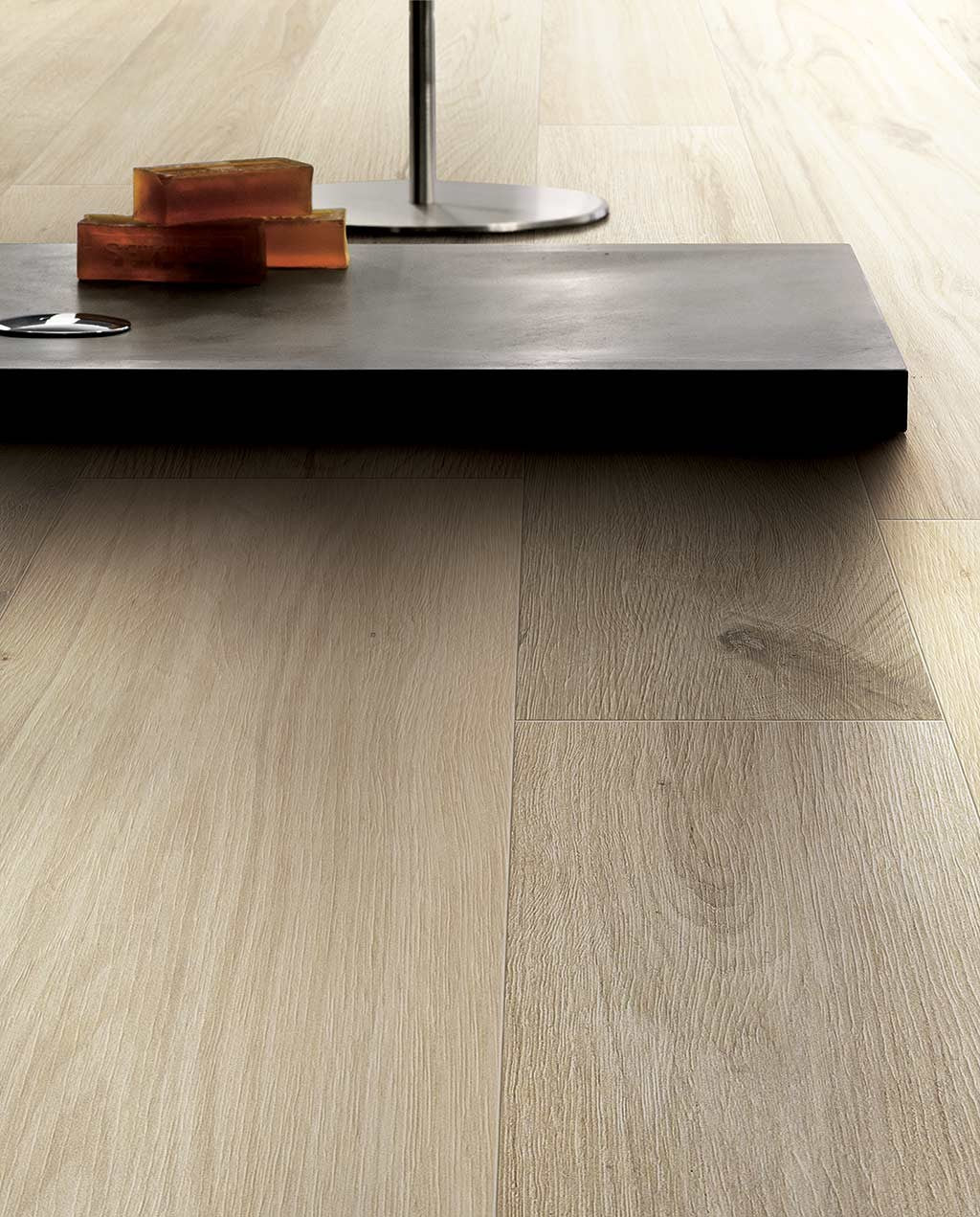 Pavimento 20x120 effetto parquet 10 mm rettificato in Gres in gres porcellanato e ceramica, superficie e texture...