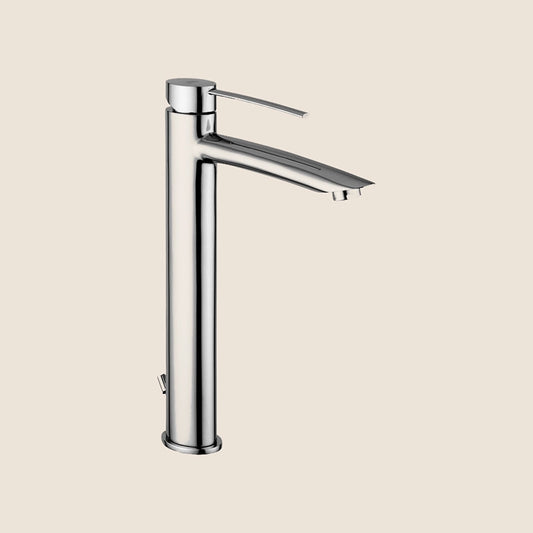 Paffoni Birillo Br081k Miscelatore Lavabo alto per ciotola ambientato su piano bagno con accessori