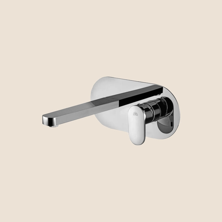 Paffoni Candy Ca106 Miscelatore lavabo a muro ad Incasso 2 ambientato su piano bagno con accessori