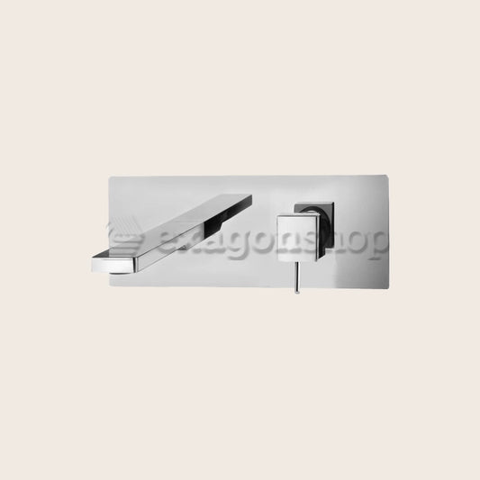 Paffoni Level Lea106cr Miscelatore lavabo Incasso 2 Fori in lucido ambientato su piano bagno con accessori