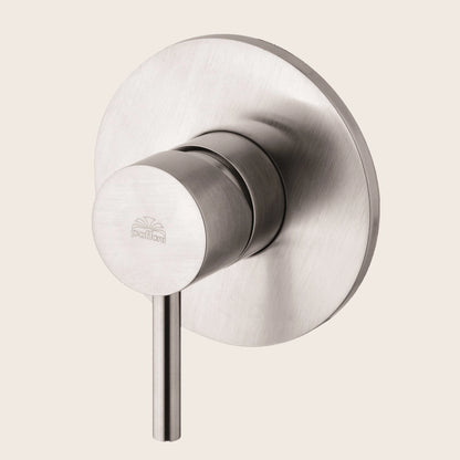 Paffoni Light Lig011st Miscelatore Doccia Incasso Steel, vista frontale della maniglia e della bocca di erogazione