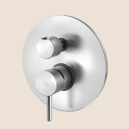 Paffoni Light Lig019st Miscelatore doccia Incasso 3 uscite, vista frontale della maniglia e della bocca di erogazione