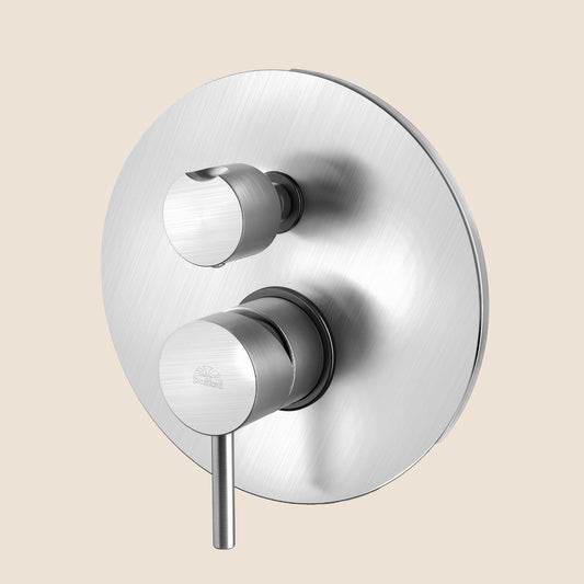 Paffoni Light Lig019st Miscelatore doccia Incasso 3 uscite, vista frontale della maniglia e della bocca di erogazione