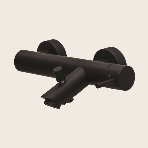 Paffoni Light Lig022no Miscelatore Vasca Senza Duplex Nero in opaco visto dall'alto con superficie e piletta di scarico