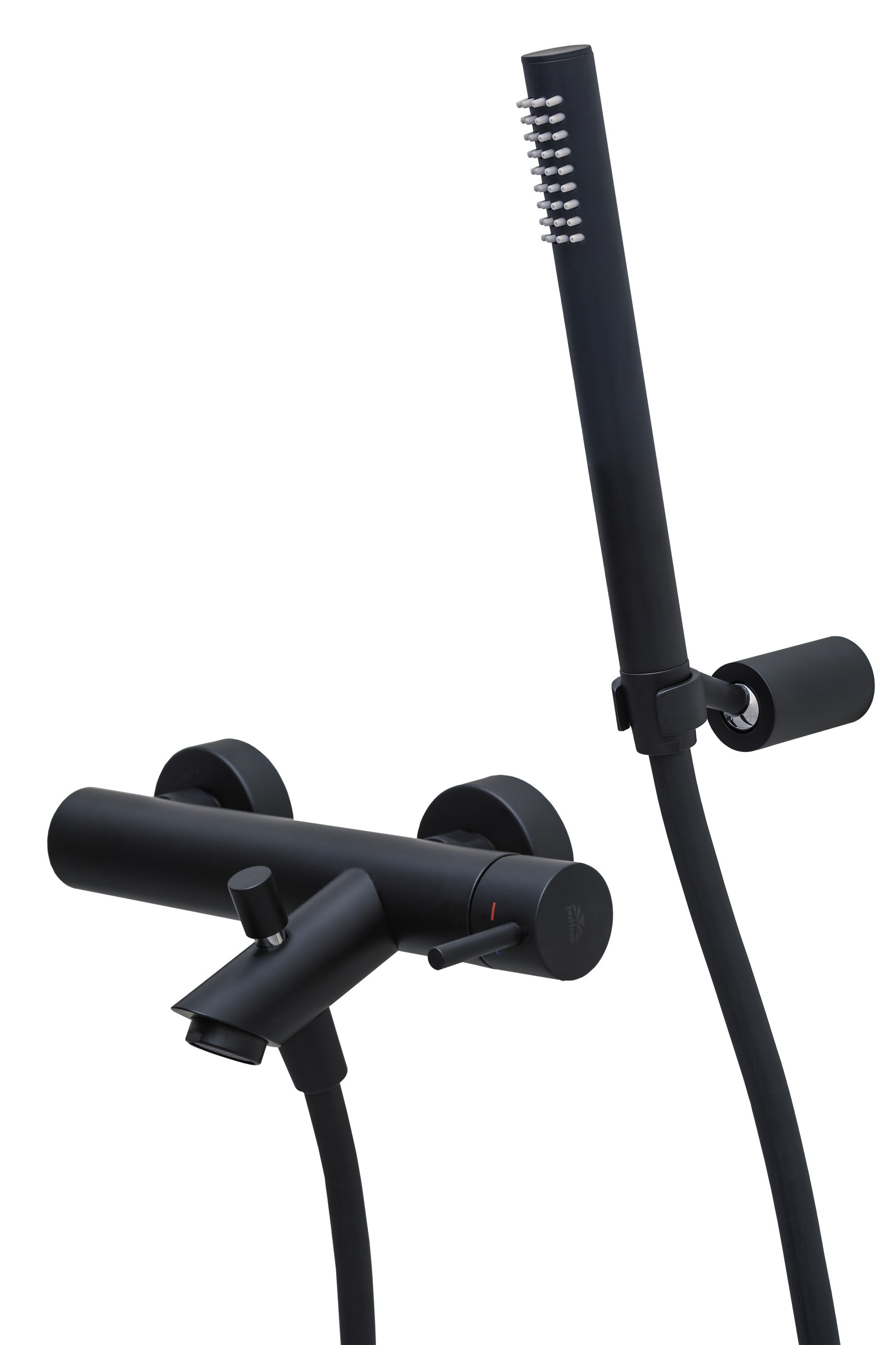 Paffoni Light Lig023no Miscelatore Vasca Con doccetta Nero ambientato in box doccia con pareti in vetro