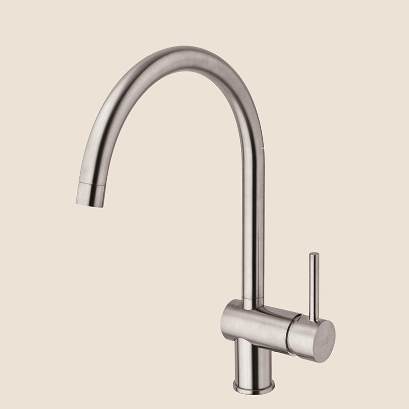 Paffoni Light Lig280st Miscelatore Lavello Corpo Canna installato su lavello, vista della bocca e della leva