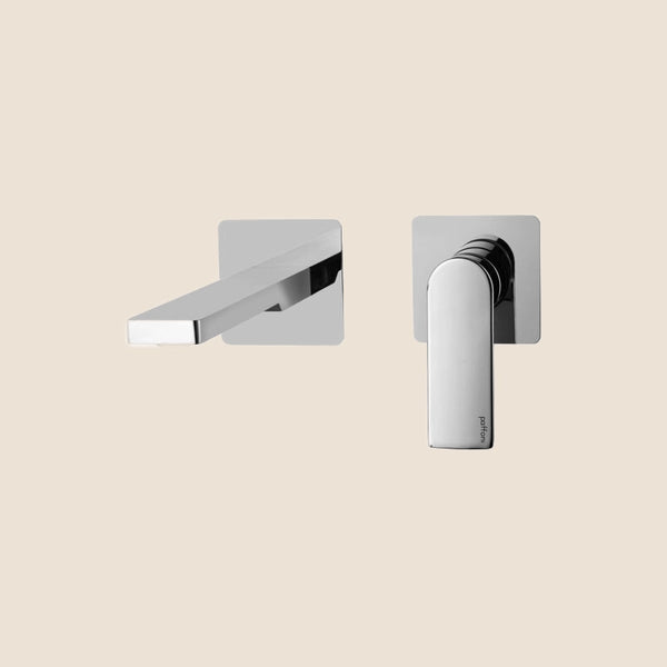 Paffoni Tango Ta105cr70 Miscelatore lavabo Incasso 2 Fori 2 ambientato su piano bagno con accessori