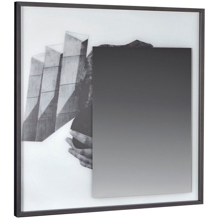 Antonio Lupi Specchio 75x75 a due Strati con Cornice in alluminio con lavabo e rubinetteria, vista frontale su sfondo...