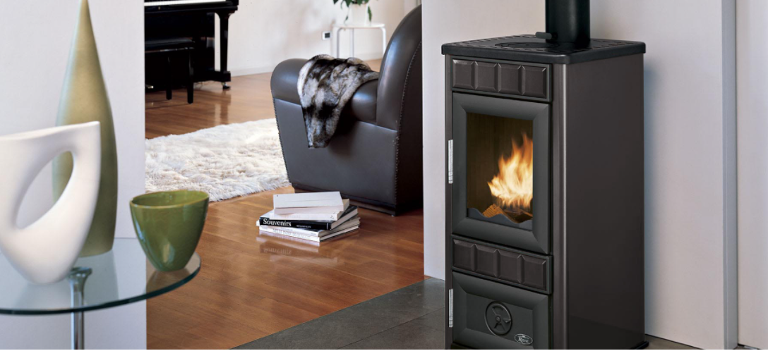 Royal King S Stufa A Legna Ceramicata 6kw 46x40x90 Cm In Grigio, vista laterale che mostra profilo e dimensioni