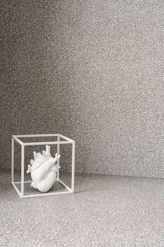 Pavimento 60x60 Effetto Graniglia Marmo Rettificato In Gres posata in ambiente arredato, dettaglio della venatura