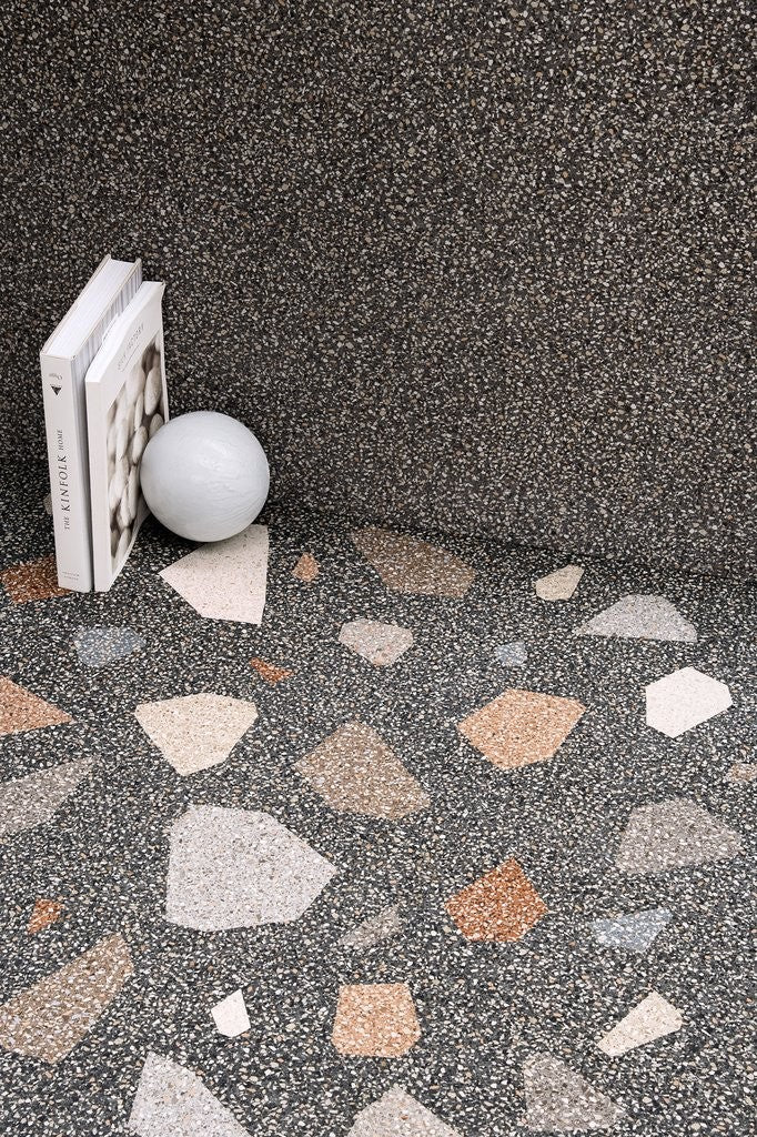 Pavimento rivestimento 60x60 Rettificato Gres Porcellanato Palladian Dark Lev posata in ambiente arredato, dettaglio...