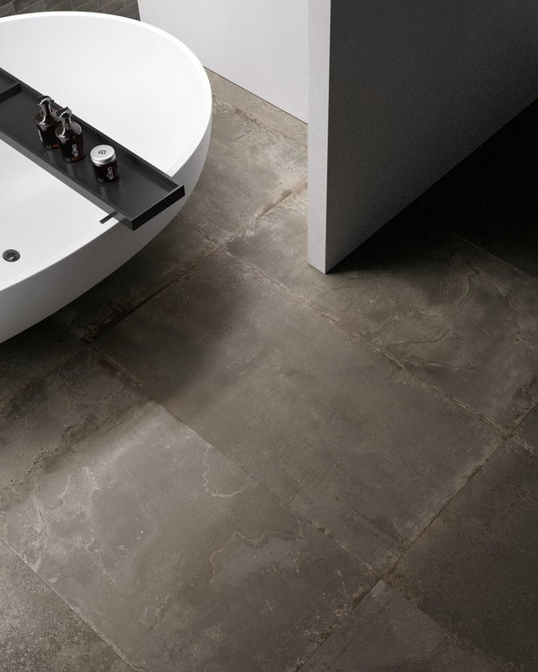 Pavimento Rivestimento 60x60 Cm Effetto Metallo In Gres Porcellanato Iron Ceramica Sant Agostino Oxidart CSAOXIRO60