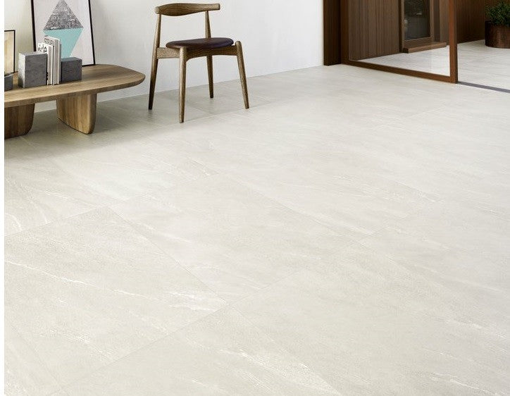 Pavimento Rivestimento 60x60 Cm In Gres Porcellanato Light posata in ambiente arredato, dettaglio della venatura