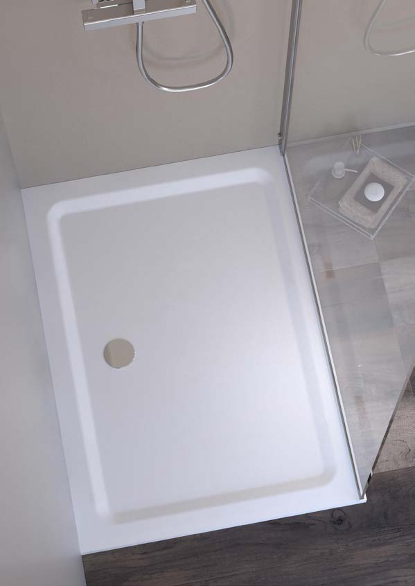 Piatto Doccia 120x70 rettangolare H 3,5 In Solilux Resina e in cristallo e lucido visto dall'alto con superficie e...