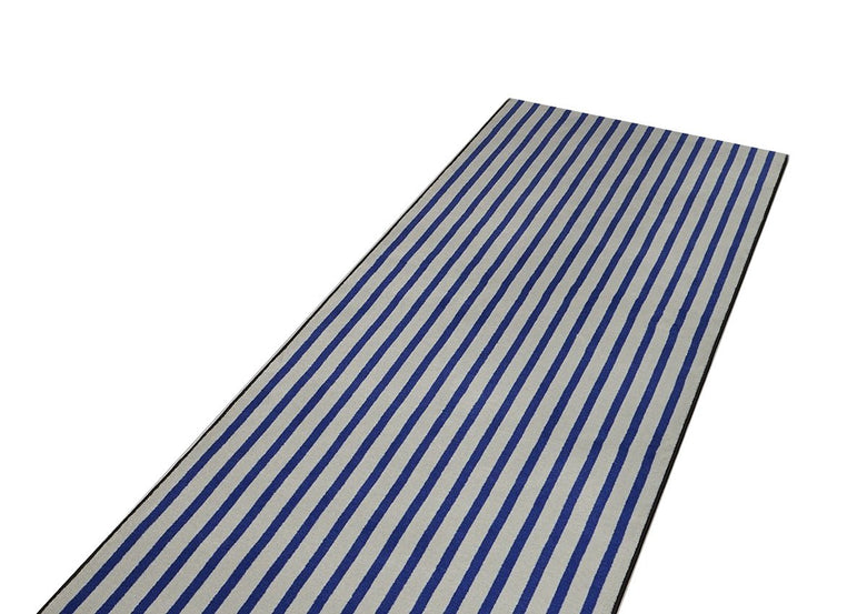 Antonio Lupi Geometrie Volanti Tappeto 100x400 In Velluto BLU, vista laterale della struttura e del profilo - Antonio...