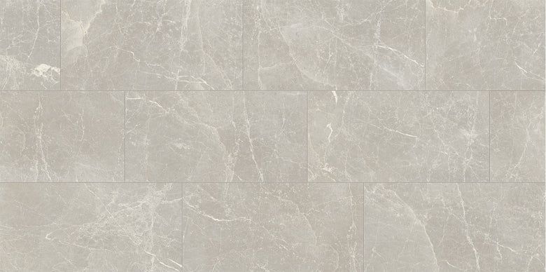 Cerim Exalt Pavimento Rivestimento 60x120 Cm 10mm Effetto Silver Light Nat posata in ambiente arredato, dettaglio della...