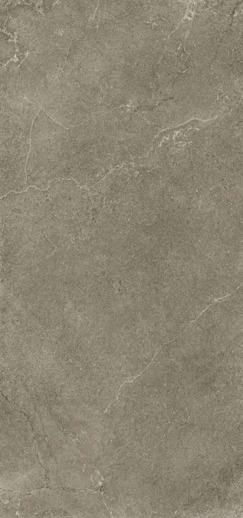 Cotto D'Este Kerlite Lithos 6plus Pavimento Rivestimento Desert Lt posata in ambiente arredato, dettaglio della venatura...