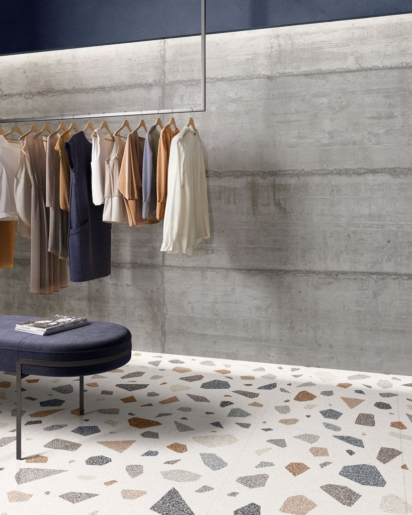 Pavimento Rivestimento 60x180 effetto cemento Grey Ceramica posata in ambiente arredato, dettaglio della venatura