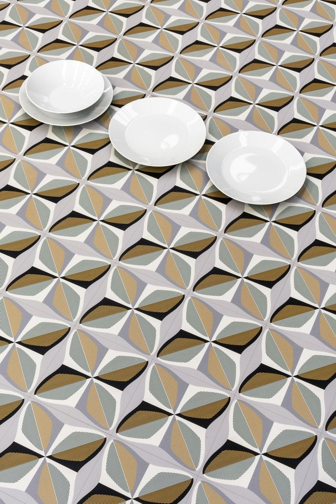 Pavimento rivestimento 20x20 decoro Gres Porcellanato posata in ambiente arredato, dettaglio della venatura