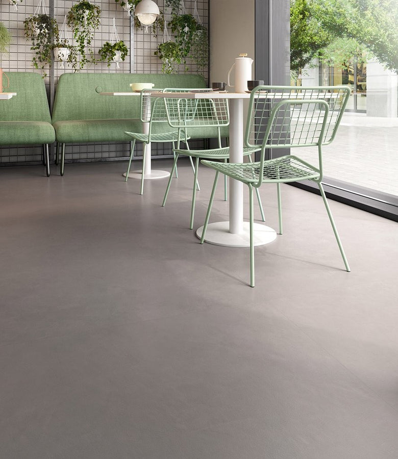 Pavimento rivestimento 90x90 Cm Effetto Resina In Gres in gres porcellanato e ceramica, superficie e texture ravvicinata...