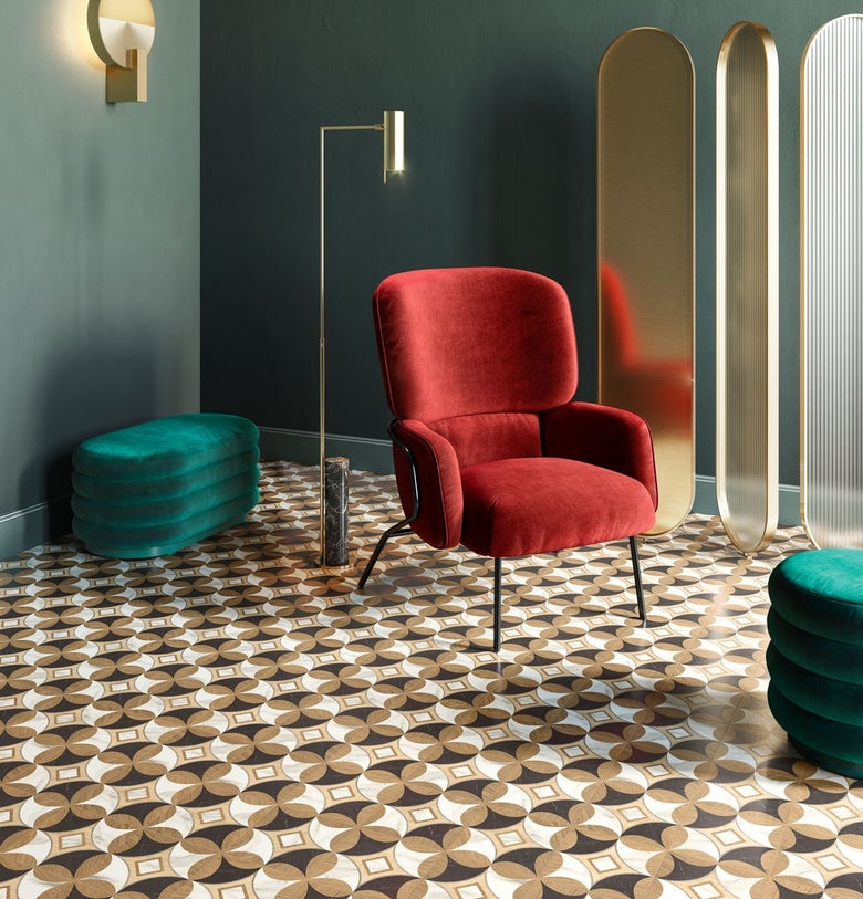Pavimento 20x20 con decoro Effetto Legno In Gres posata in ambiente arredato, dettaglio della venatura