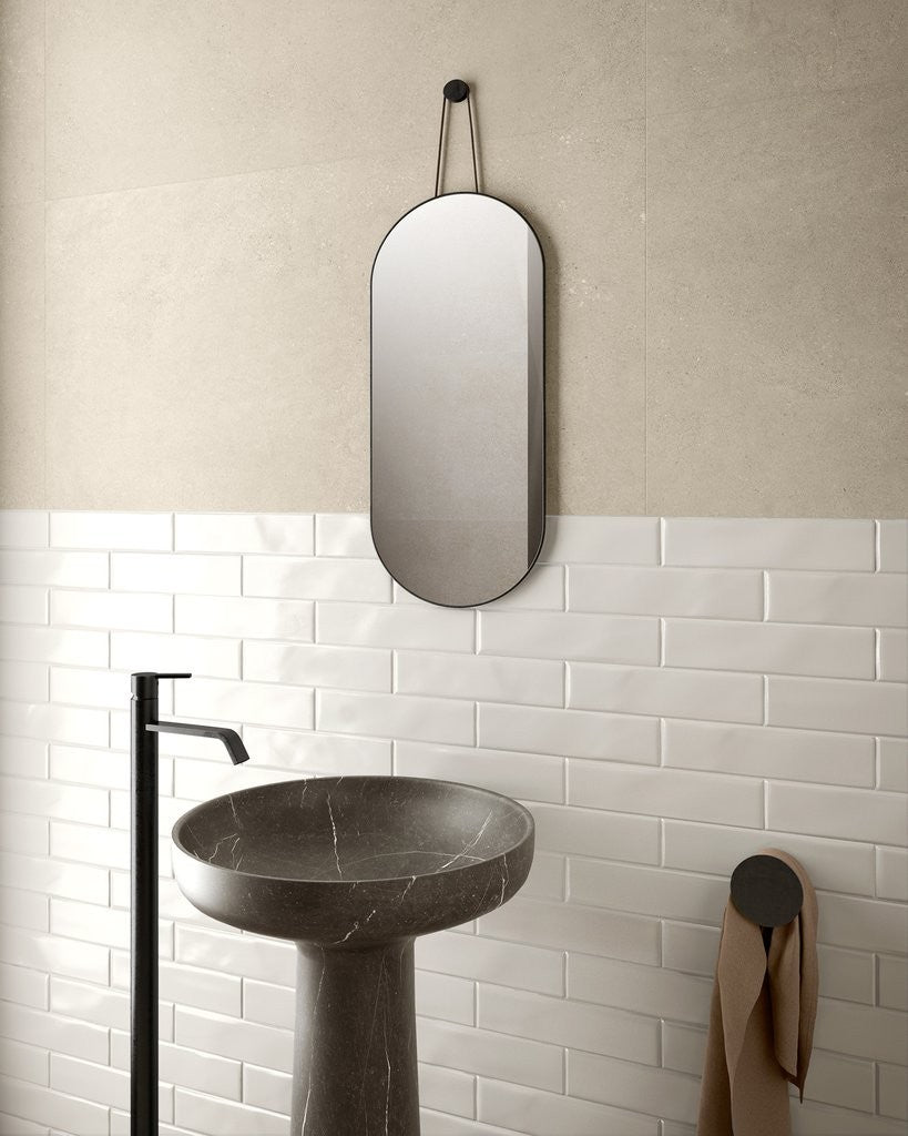 Pavimento Rivestimento 90x90 Cm Effetto Pietra In Gres, dettaglio ravvicinato della finitura e delle fughe