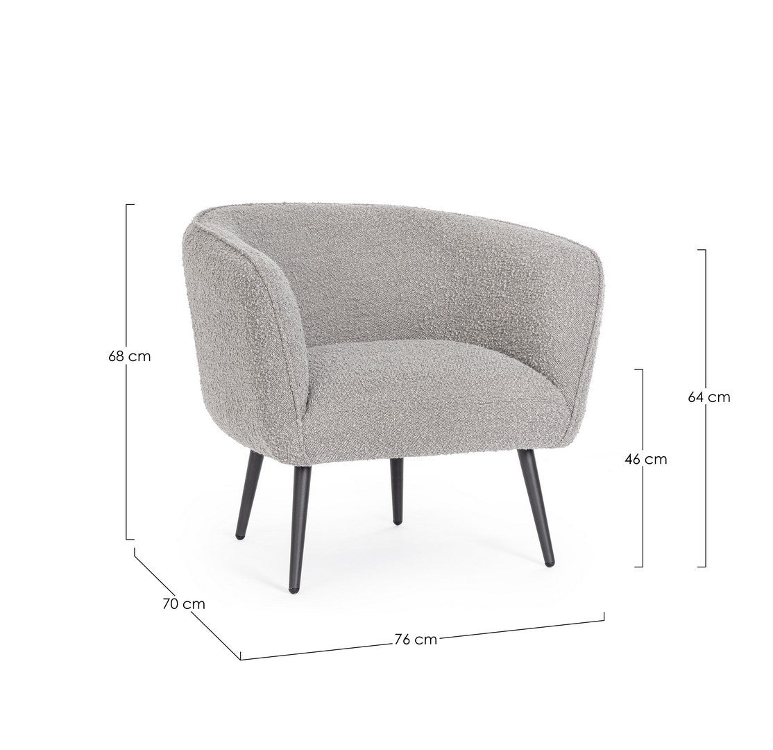 Andrea Bizzotto Avril Poltrona Effetto Boucle Grigio ambientato in spazio living con arredi coordinati