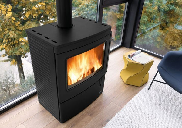 Palazzetti Nicole V2 Stufa A Legna ad aria 9 kw rivestimento in Ghisa