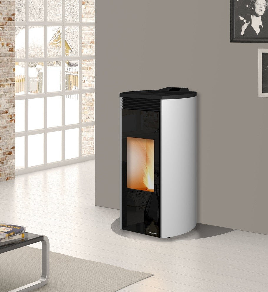 Schema tecnico di installazione di Palazzetti Giorgia 9 Ecofire Stufa A Pellet Ad Aria 9kw Con con canna fumaria