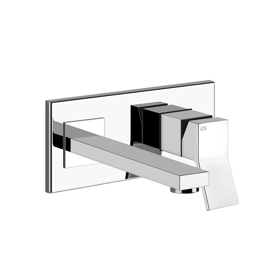Gessi Rettangolo Parte esterna miscelatore a parete bocca ambientato su piano bagno con accessori