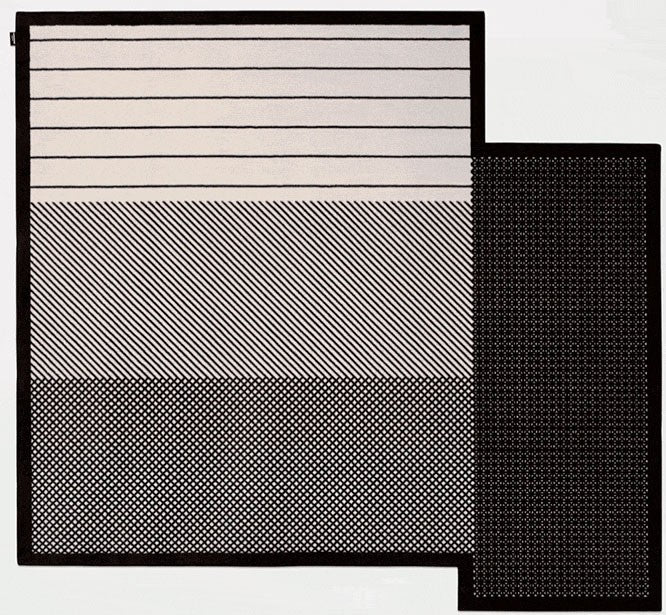Antonio Lupi Tramato Tappeto 218x234 In Velluto Tr654 Nero ambientato in spazio living con arredi coordinati - Antonio...