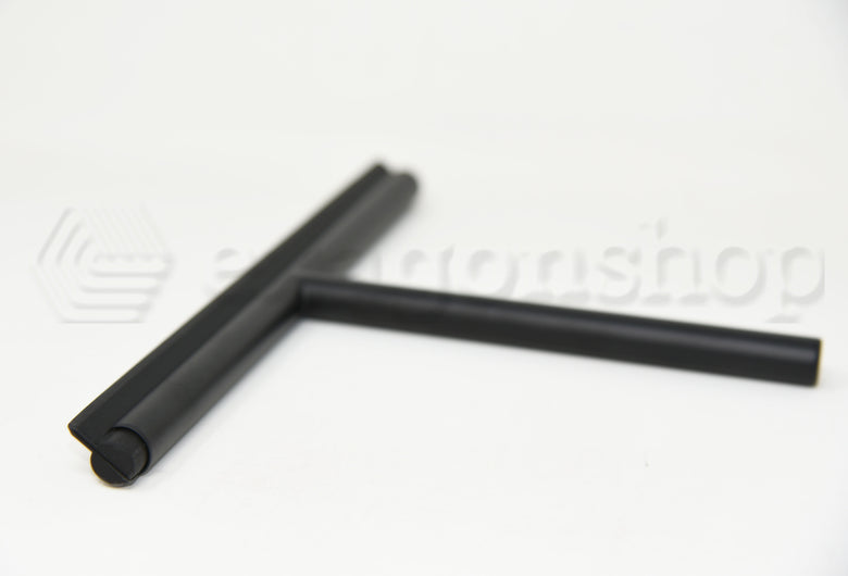 Colombo design B9656NM Spazzola Tergivetro per box doccia, dettaglio dei profili e delle cerniere in alluminio