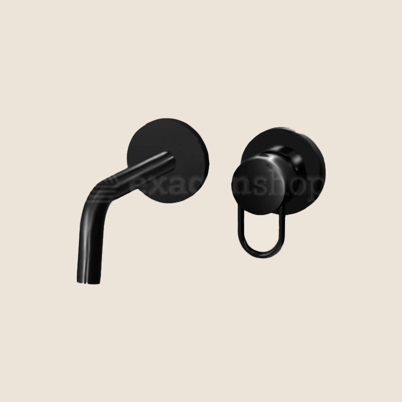 Paffoni Joker JK006NO70 Miscelatore lavabo Incasso Nero ambientato su piano bagno con accessori