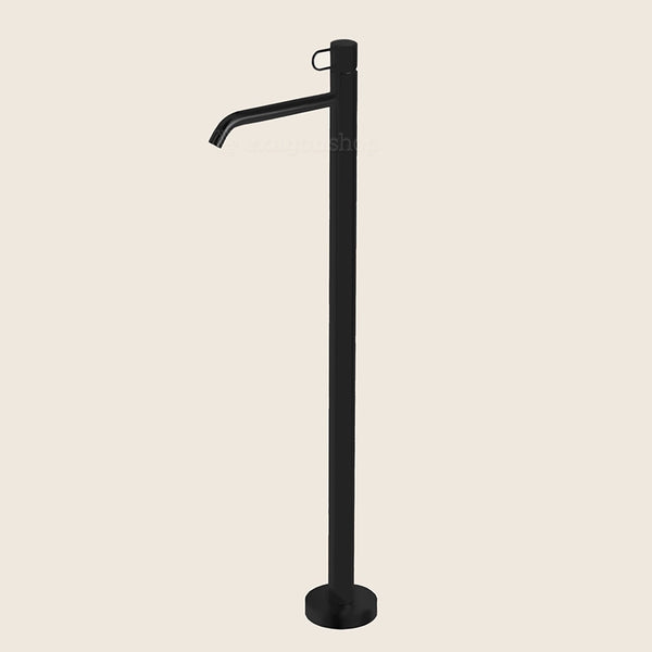 Paffoni Joker Jk031 Miscelatore Lavabo freestanding Senza in opaco ambientato su piano bagno con accessori