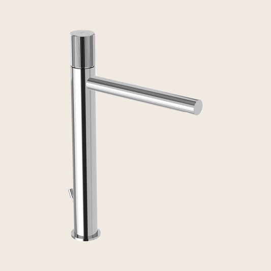 Paffoni Jo Jo085cr Miscelatore Lavabo alto scarico ambientato su piano bagno con accessori