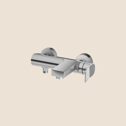 Paffoni Tilt Ti022cr Miscelatore Vasca Senza Duplex Cromo in lucido visto dall'alto con superficie e piletta di scarico