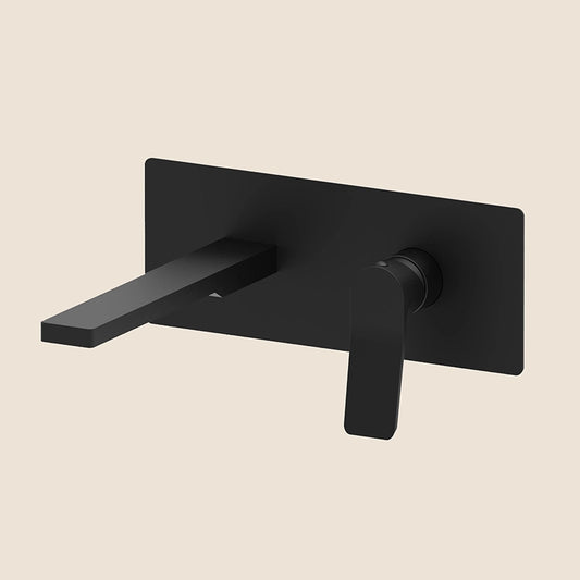 Paffoni Tilt Ti104no Miscelatore lavabo Incasso 2 Fori Nero in opaco ambientato su piano bagno con accessori