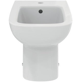 Ideal Standard I Life A Bidet A Terra Filo Parete Con Foro ambientato su piano bagno con accessori