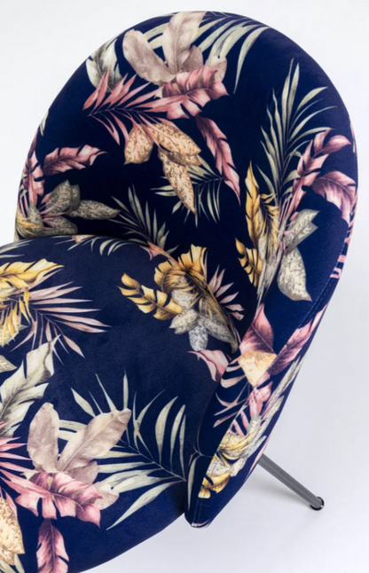 Cecil Flower sedia da arredo con gambe in acciaio nero e tessuto motivo floreale blu notte