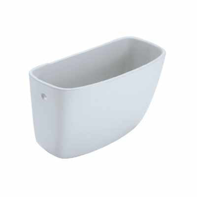 Ceramica Globo Cassetta Alta Universale in ceramica Bianco in lucido ambientato su piano bagno con accessori