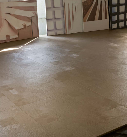 Mutina Dechiner Decor Piastrella Rettificato Relief Spazzolato Cm 60x60 In Gres Porcellanato Ecru