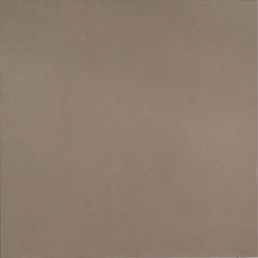 Mutina Dechiner Neutral Piastrella Rettificato Spazzolato posata in ambiente arredato, dettaglio della venatura...