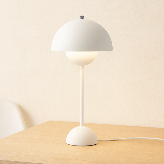 &Tradition Flowerpot VP3 Lampada da tavolo 50 cm ricaricabile da interno bianco opaco