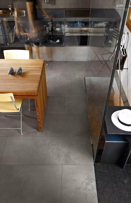 Floor Gres Industrial Pavimento Rivestimento Da Esterno, dettaglio ravvicinato della finitura e delle fughe - Florim...