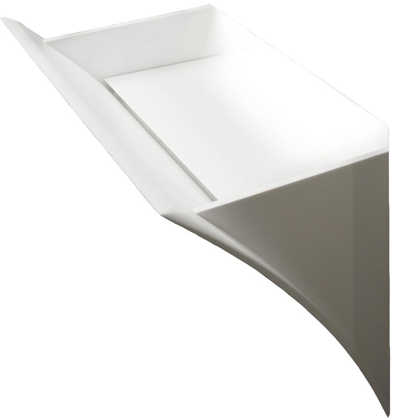 Antonio Lupi Strappo Lavabo 72x48 Incasso In Corian Bianco ambientato su piano bagno con accessori - Antonio Lupi Design