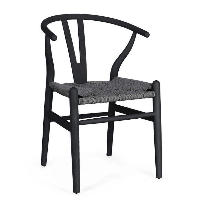 Andrea Bizzotto Artas il legno nero in naturale ambientato in spazio living con arredi coordinati