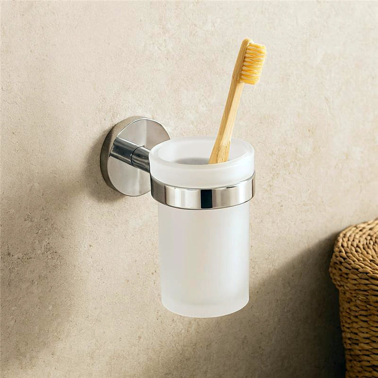 Bicchiere Portaspazzolini a muro Cromo Cosmic Duo Round in acciaio inox e lucido montato a parete, vista del design e...