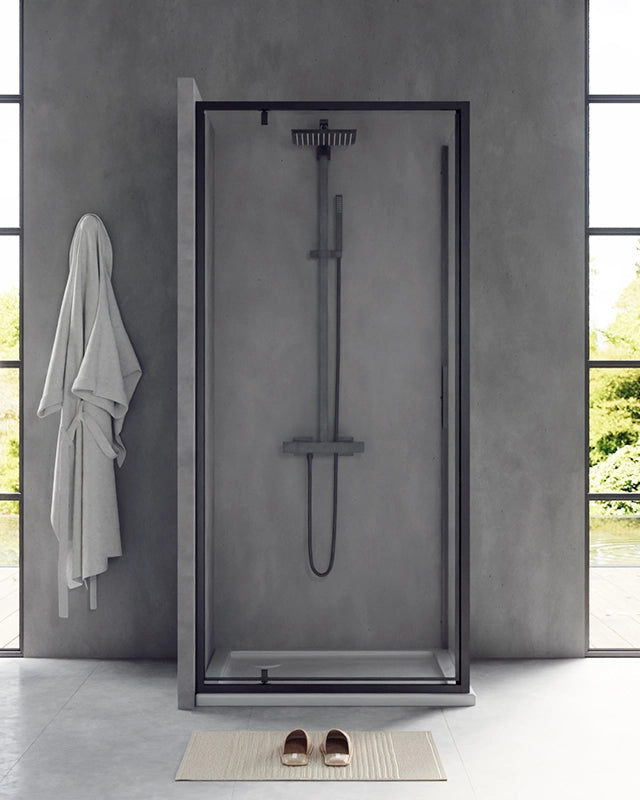 Box doccia 90x70 Rio a pivot vetro 6 mm trasparente H 195 in bagno completo, vista d'insieme dell'ambiente - Exagonshop