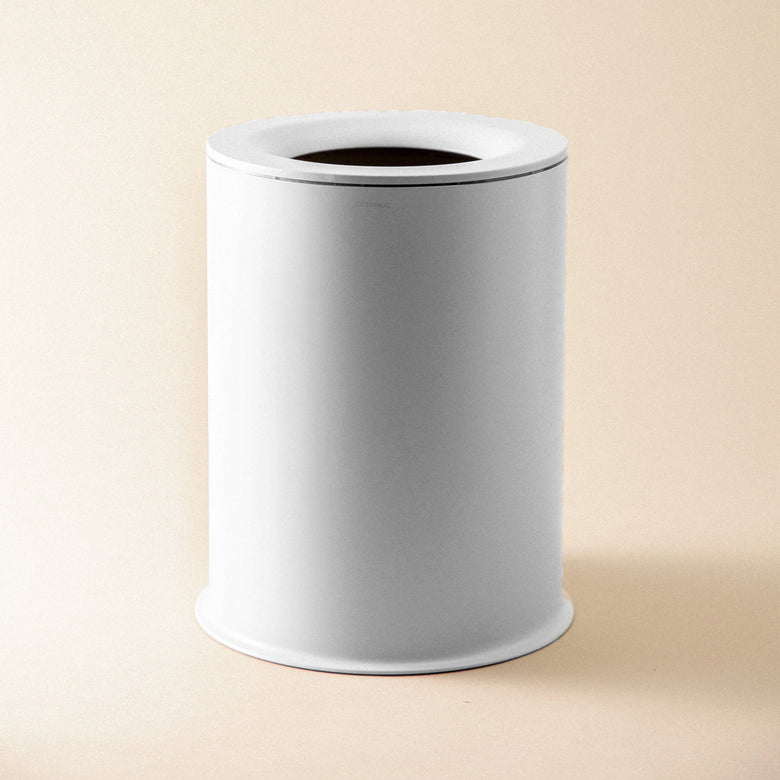 Cestino Gettacarta 5 litri Bianco Satinato Geyser Cosmic montato a parete, vista del design e della finitura - Industrias...